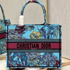 Christian Dior Shopping Bags